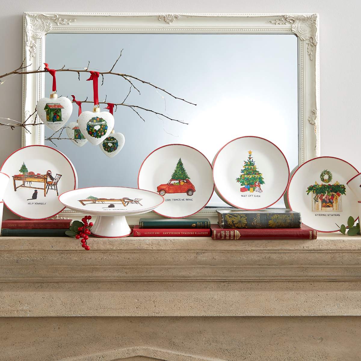 Kit Kemp Doodles Christmas 4 Cake Plates image number null